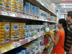 Cuu nguoi dung khoi thi truong sua gia 