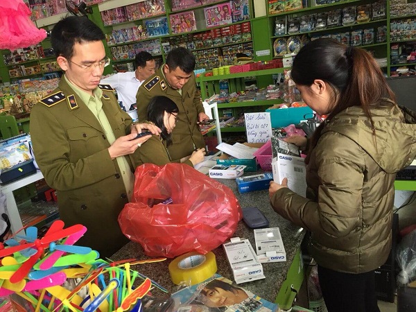 Kho-khan-trong-kiem-soat-hang-gia-hang-nhai