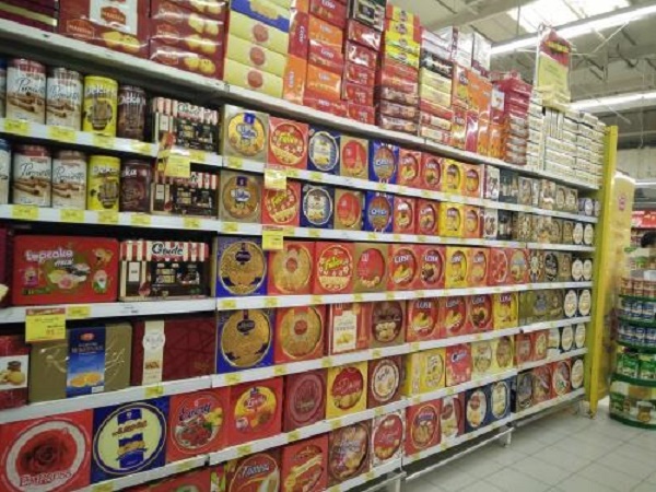 Bánh kẹo giả nhái tràn lan khắp thị trường