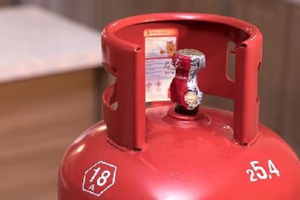 Nhận biết bình gas giả qua hạn sử dụng Nhận biết bình gas giả qua hạn sử dụng