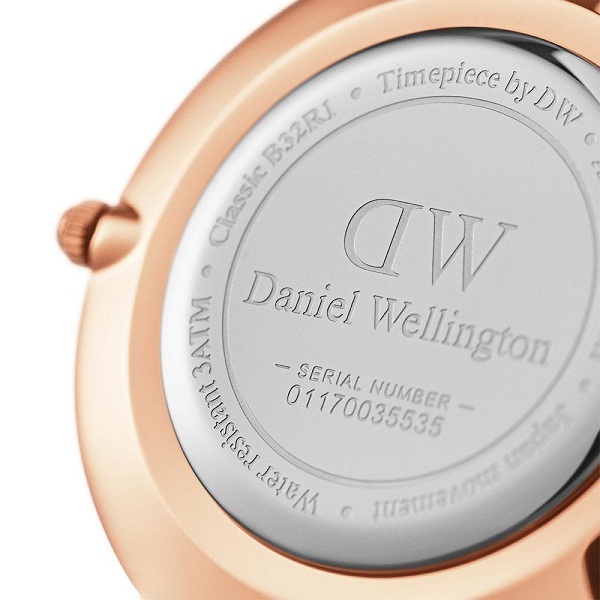 Check code có kiểm tra thật giả đồng hồ Daniel Wellington không?