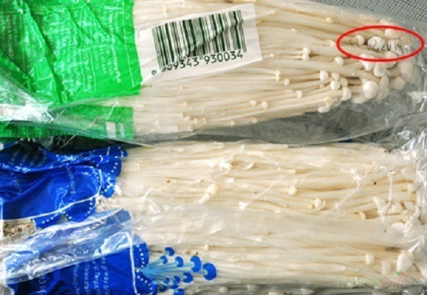 Màu sắc và hương vị nấm kim châm Màu sắc và hương vị nấm kim châm