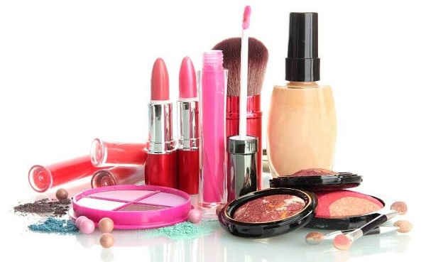 su-dung-tem-chong-gia-cho-my-pham