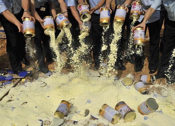 tinh-trang-sua-bot-gia-tran-lan-tren-thi-truong tinh-trang-sua-bot-gia-tran-lan-tren-thi-truong